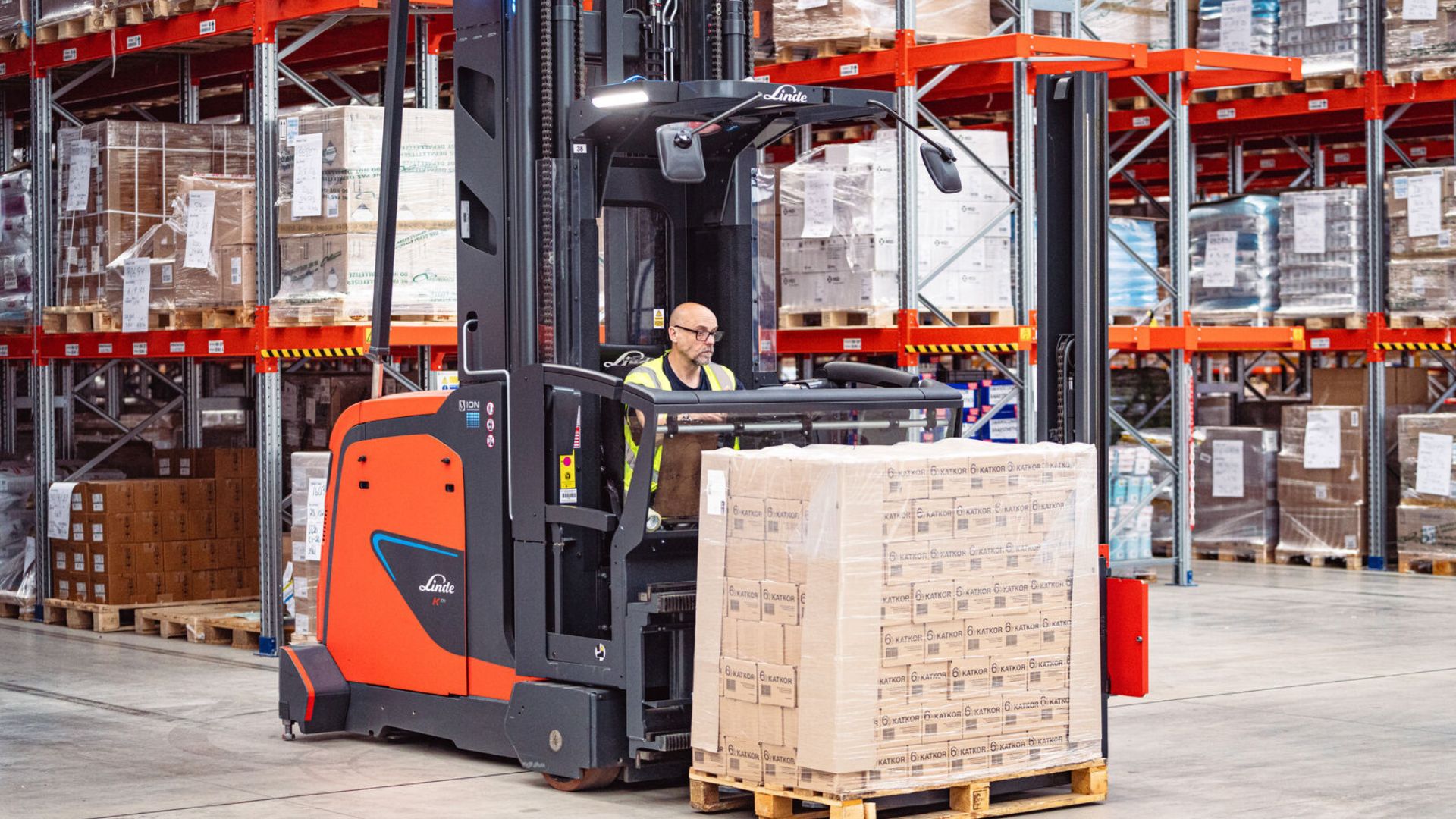 Why Healthcare Logistics Requires a Different Approach to Standard Distribution